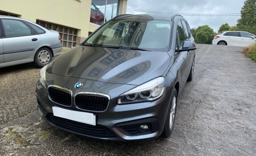 BMW 216D GRAND TOURER