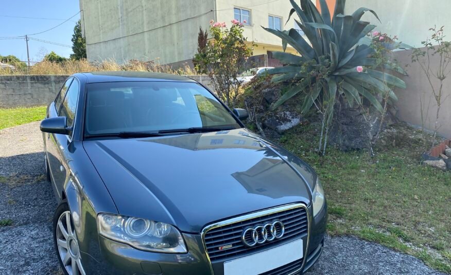 AUDI A4 2.0 TDI S-LINE