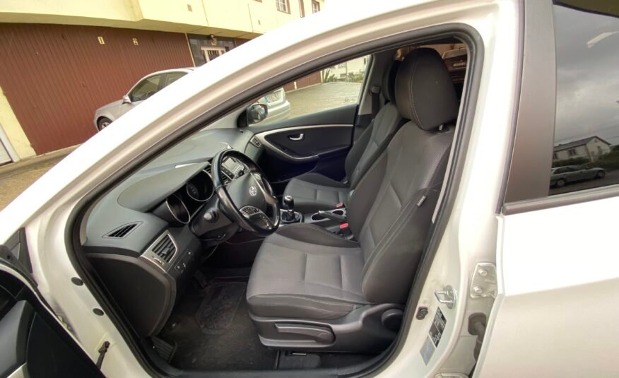 HYUNDAI I 30 1.4 CRDI TECNO