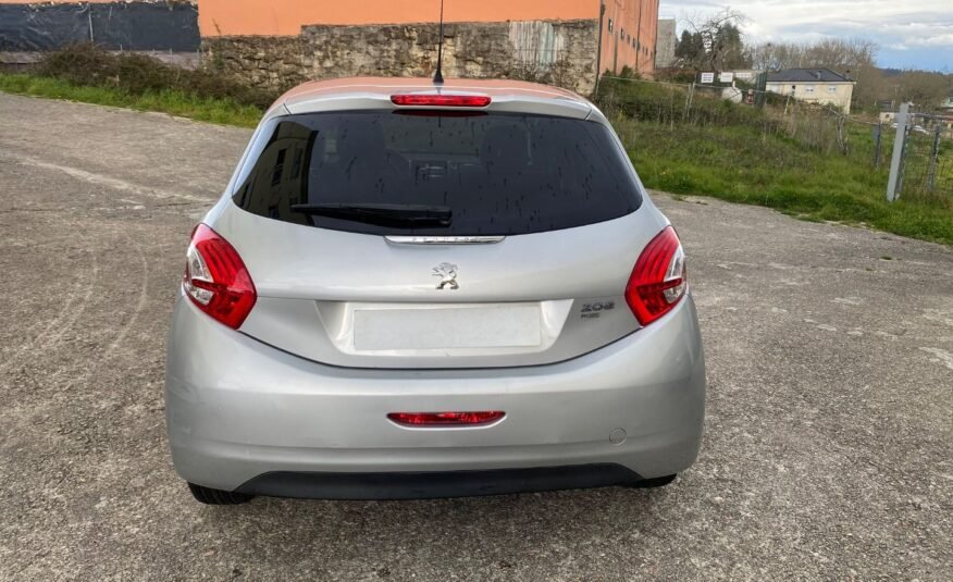 PEUGEOT 208 1.6 hdi style