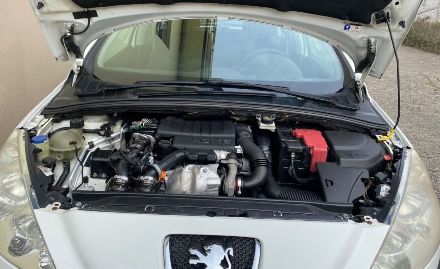 PEUGEOT 308 1.6 hdi comfort