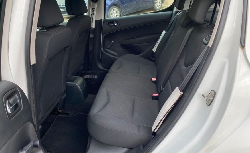 PEUGEOT 308 1.6 hdi comfort