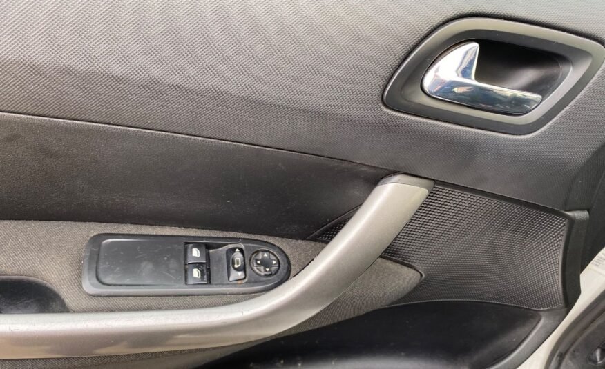 PEUGEOT 308 1.6 hdi comfort