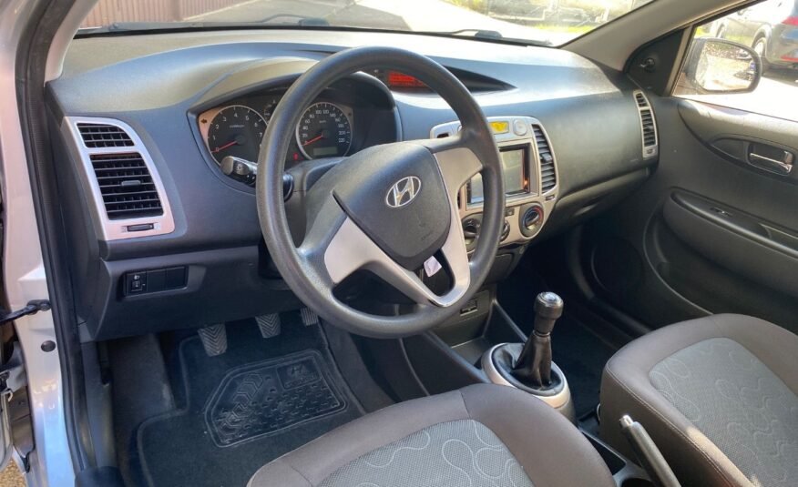 HYUNDAI I 20 1.2 3P