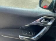 PEUGEOT 2008 1.6 HDI ALLURE