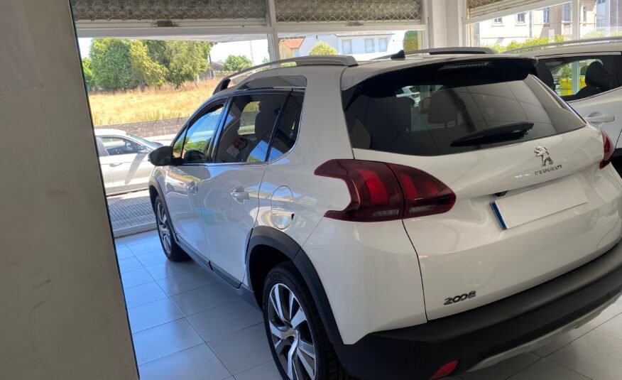 PEUGEOT 2008 1.2 ALLURE