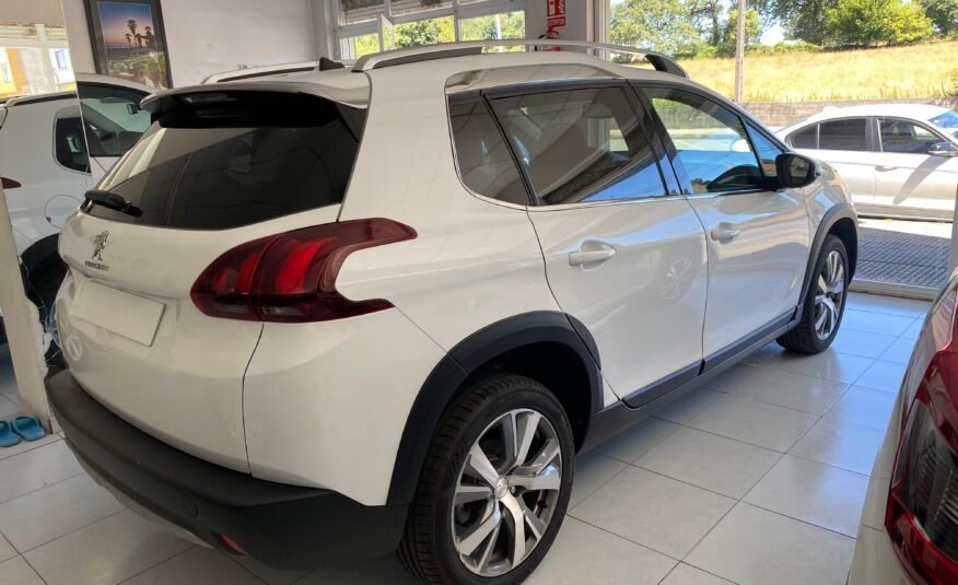 PEUGEOT 2008 1.2 ALLURE