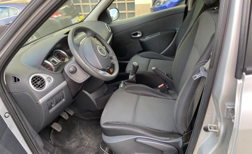 RENAULT Clio 1.5 DCI DINAMIQUE