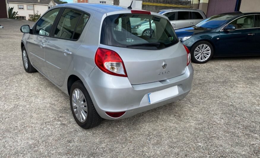 RENAULT Clio 1.5 DCI DINAMIQUE