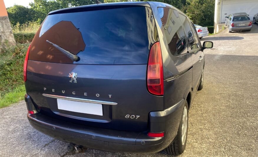 PEUGEOT 807 2.0 HDI