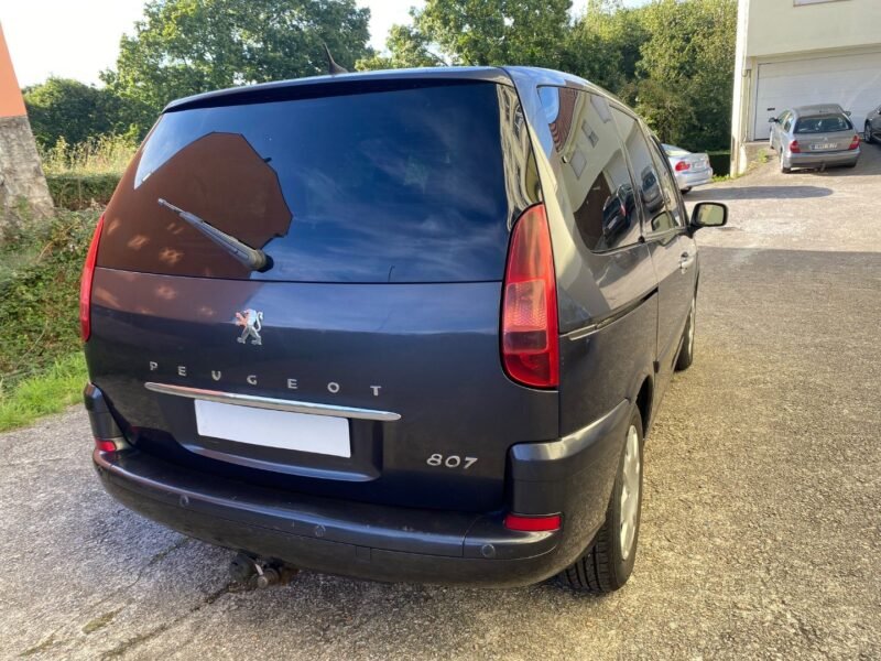 PEUGEOT 807 2.0 HDI