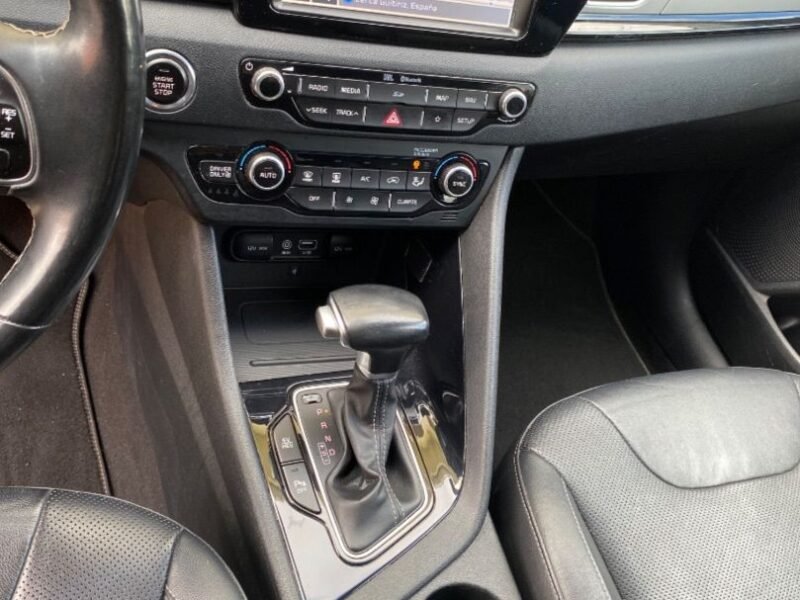 KIA NIRO PHEV EMOTION P LUXURY 1.6