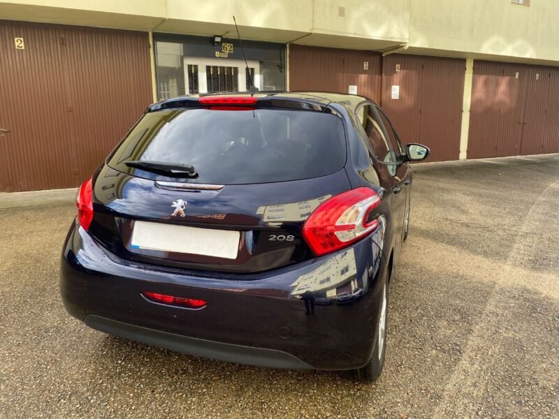 PEUGEOT 208 1.4 HDI STYL