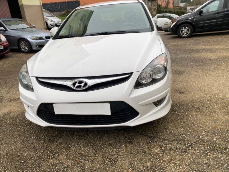 HYUNDAI I 30 1.6 CRDI CONFORT