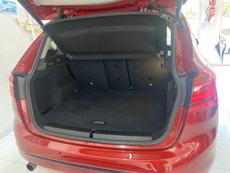 BMW 218d 2.0 active toureg