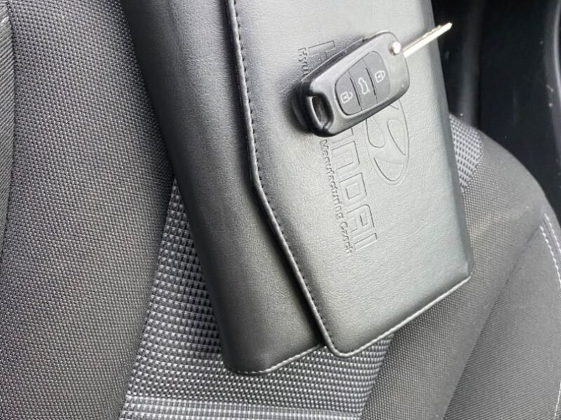 HYUNDAI I 30 1.4 CRDI CITY S