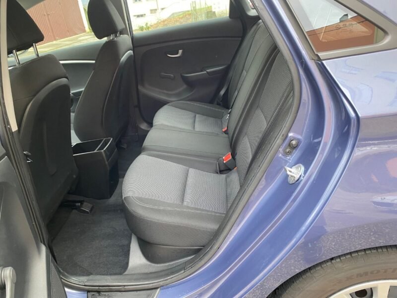 HYUNDAI I 30 1.4 CRDI CITY S