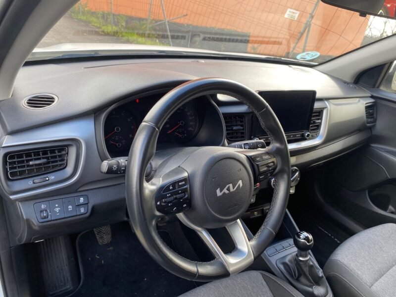 KIA STONIC 1.2