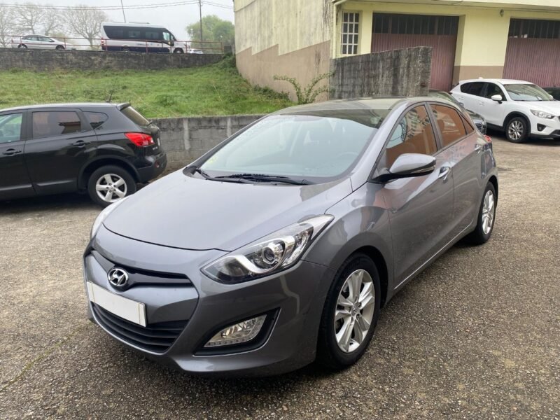 HYUNDAI I 30 1.6 CRDI TECNO SLE