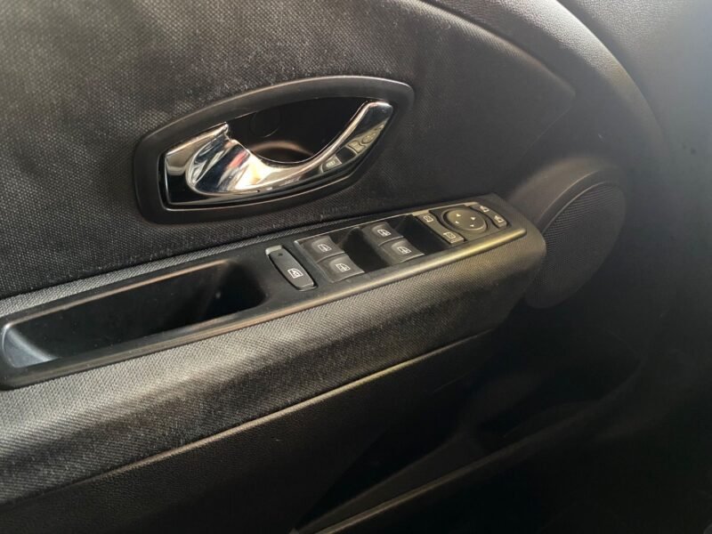 RENAUL MEGANE 1.2G LIMITED