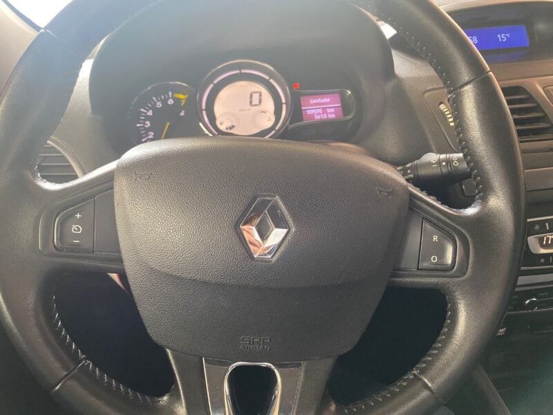 RENAUL MEGANE 1.2G LIMITED