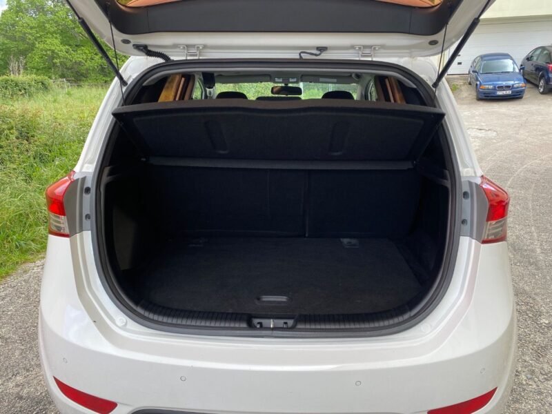 HYUNDAI ix20 1.4MPI