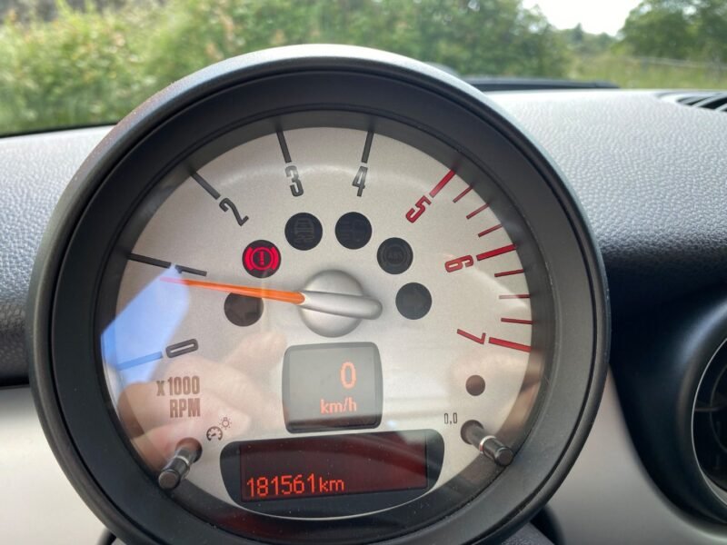 MINI ONE 1.6 D