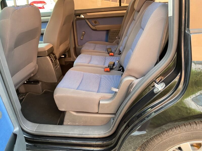 VOLKSWAGEN Touran 1.9 TDI BMOTION
