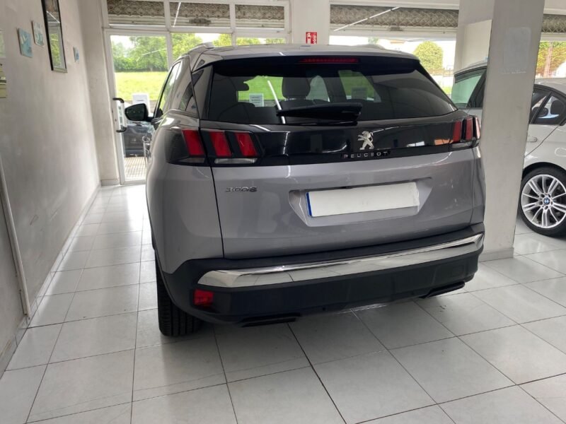 PEUGEOT 3008 HDI EAT8 ALLURE