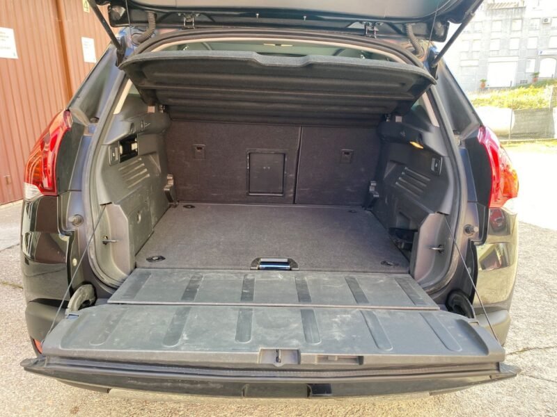 PEUGEOT 3008 1.6 HDI ALLURE