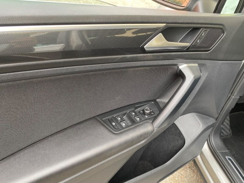 VOLKSWAGEN TIGUAN .2.0 TDI